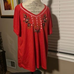 Embroidered V-Neck Floral Tee - 2X